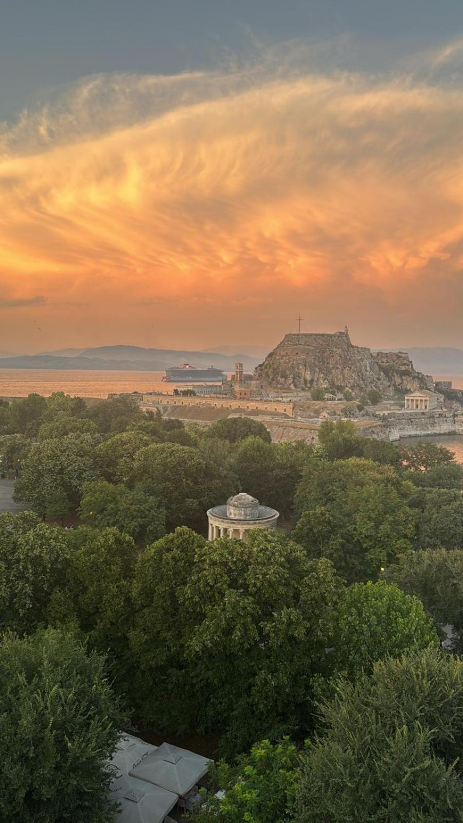 Liston Suites Anastasia Corfu  Ngoại thất bức ảnh